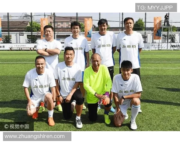 足球明星风采尽显帅气瞬间视频集锦带你领略绿茵场上的魅力与激情 足球明星风采尽显帅气瞬间视频集锦带你领略绿茵场上的魅力与激情